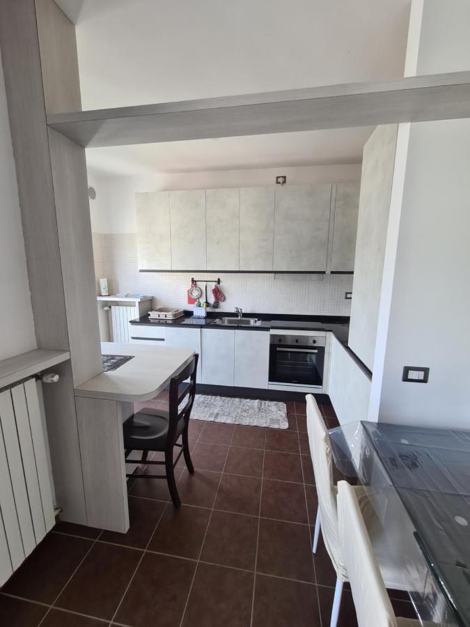 Milano Santa Giulia Business Apartment - Olimpiadi 26 Bagian luar foto