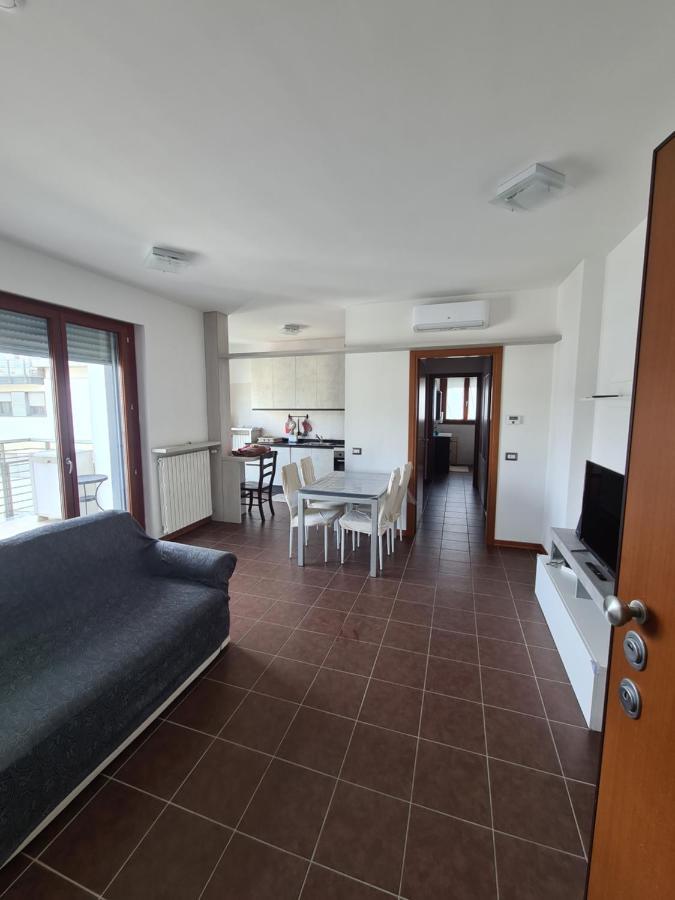 Milano Santa Giulia Business Apartment - Olimpiadi 26 Bagian luar foto